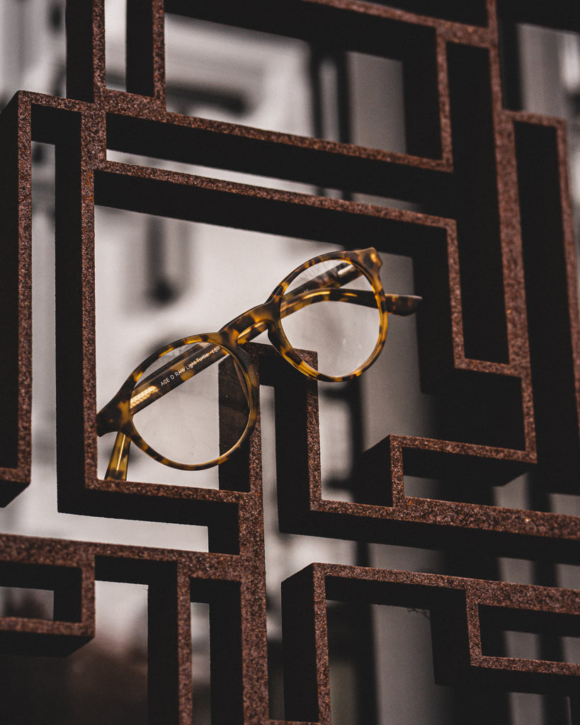 The Brilliance of Acetate: Oppløftende briller med stil og kvalitet