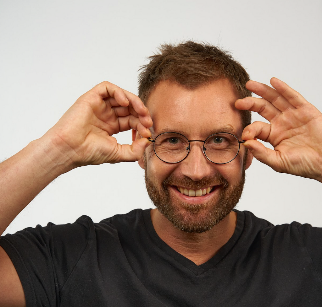 Eyeglasses trends for men 2024