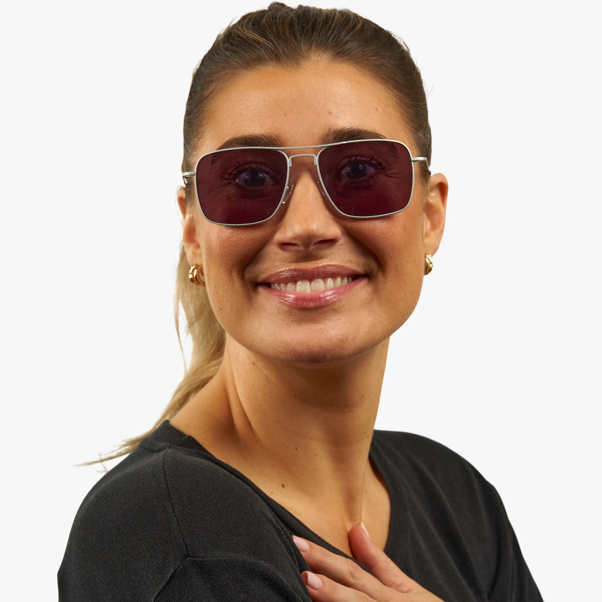 Luxreaders stylish Women's Lidköping Steel Sunglasses. Made from Stainless steel in a Square shape.