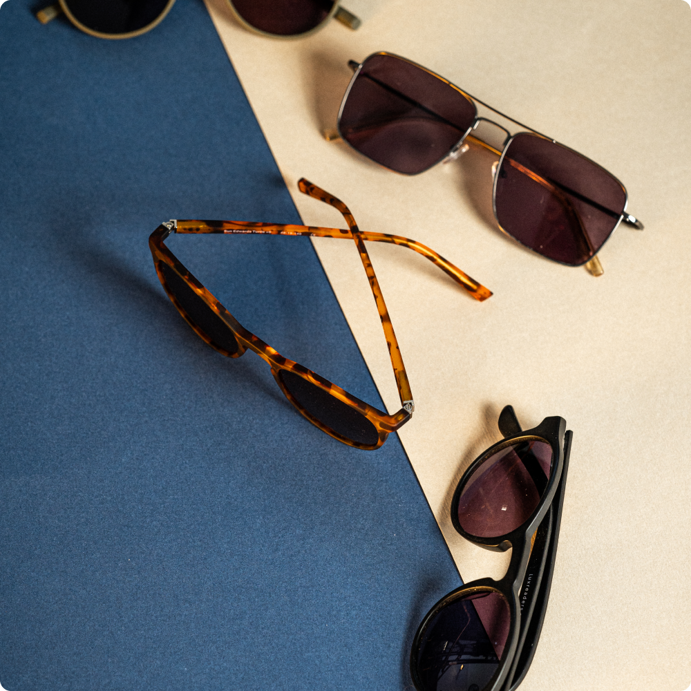 Fire par solbriller i ulike stiler fra Luxreaders