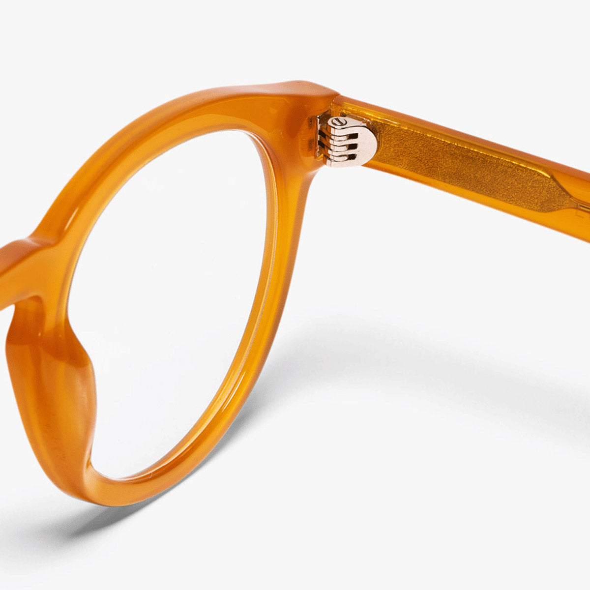Amber round Gråsten Crystal Honey glasses with silver hinge detail