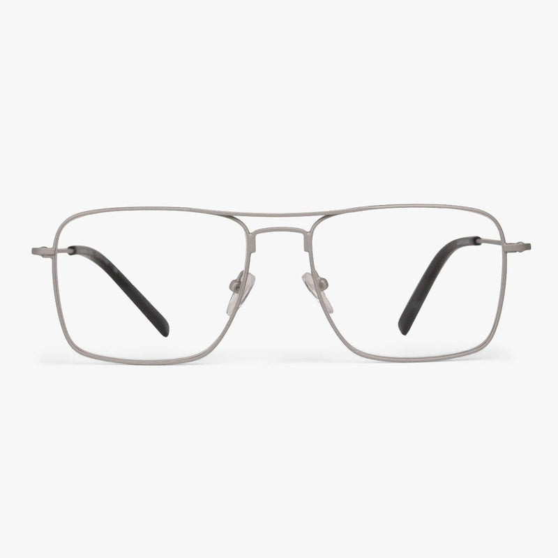 Rectangular steel glasses with thin frames and dark temple tips